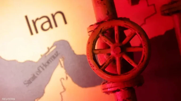 مخارج اضطرارية لا تكفي.. خبير نفطي يحذر من ضغوط مالية مع استمرار إغلاق هرمز » وكالة بغداد اليوم الاخبارية