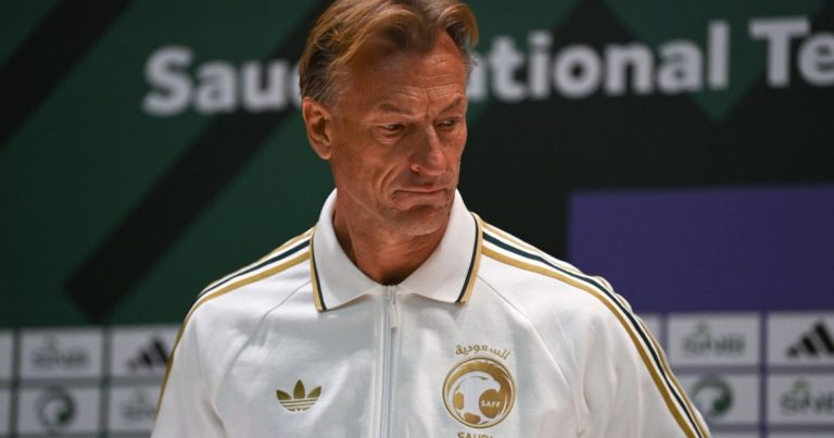 "أنت لست نيمار".. فينيسيوس يواجه انتقادات لاذعة في البرازيل