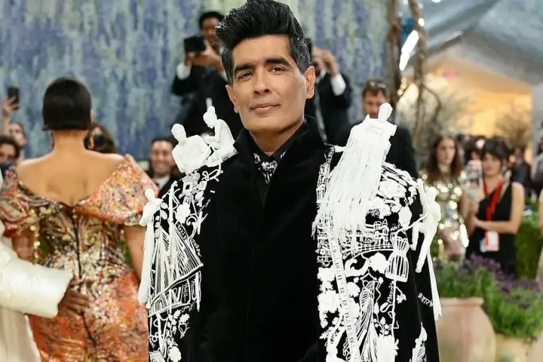 Met Gala 2026: مانيش مالهوترا ينسج أسماء الحرفيين في عباءة منحوتة، ويكرم مومباي