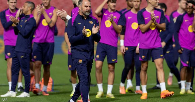 بعد التتويج بالدوري.. فليك باق مع برشلونة لموسمين