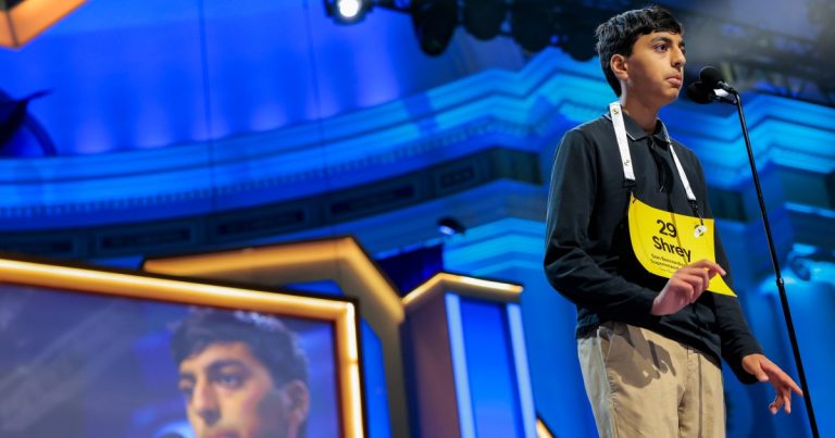 شري باريك يفوز بجائزة Scripps National Spelling Bee في جولة البرق