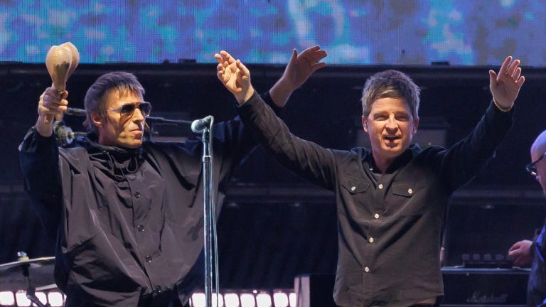 مجموعة وثائقية Oasis Tour للسينما وإصدار Disney +